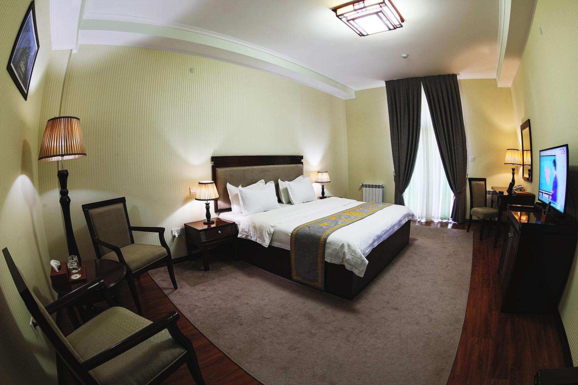 Zargaron Plaza Hotel บูคารา ภายนอก รูปภาพ