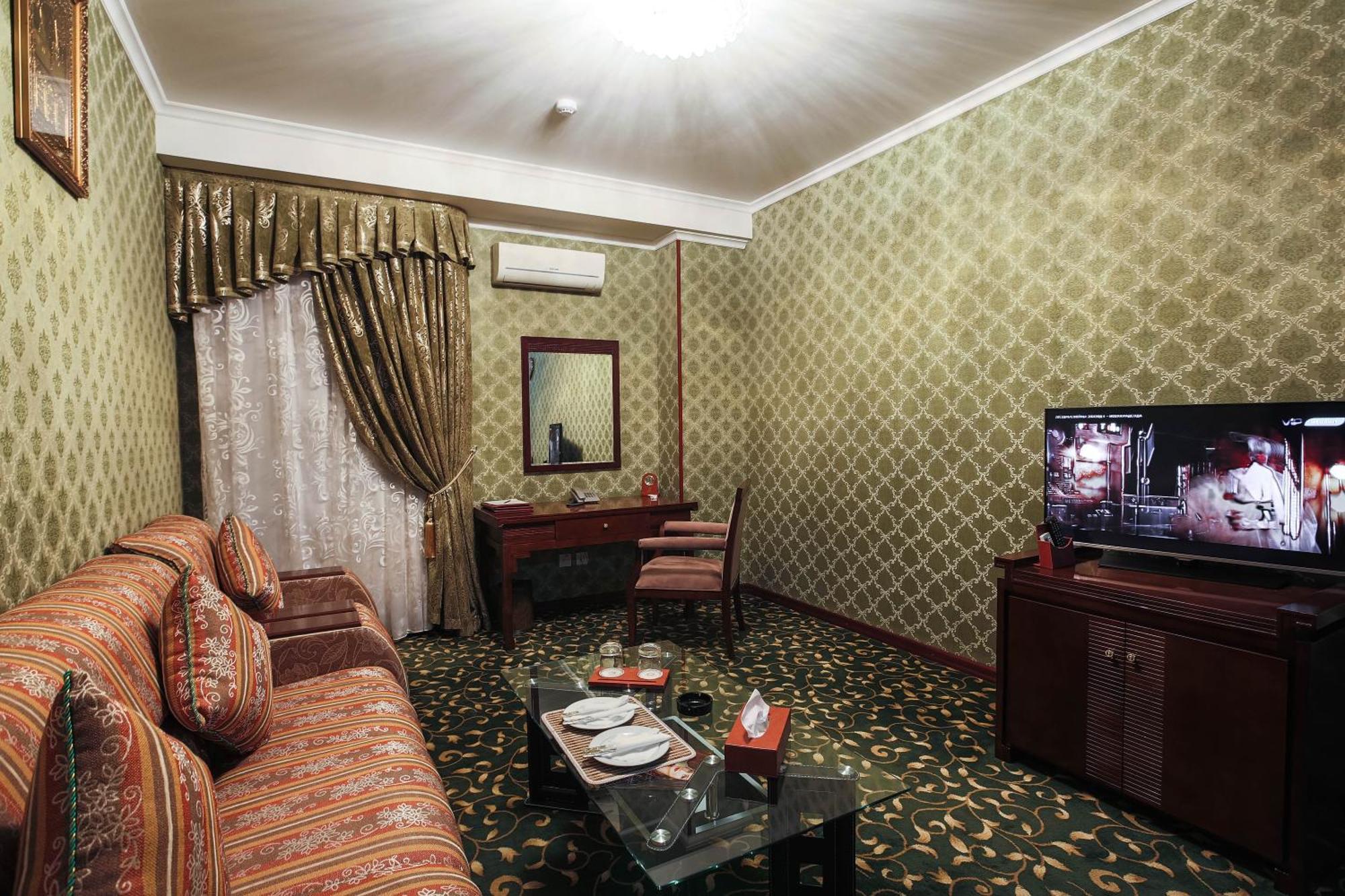 Zargaron Plaza Hotel บูคารา ภายนอก รูปภาพ
